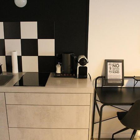 Square Rooms 8 Дюссельдорф Екстер'єр фото